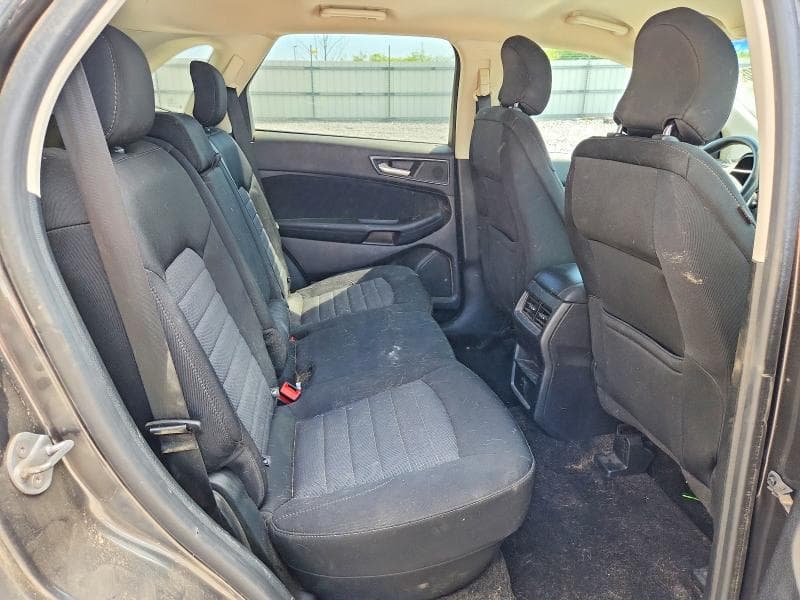 2018 FORD EDGE SE 10