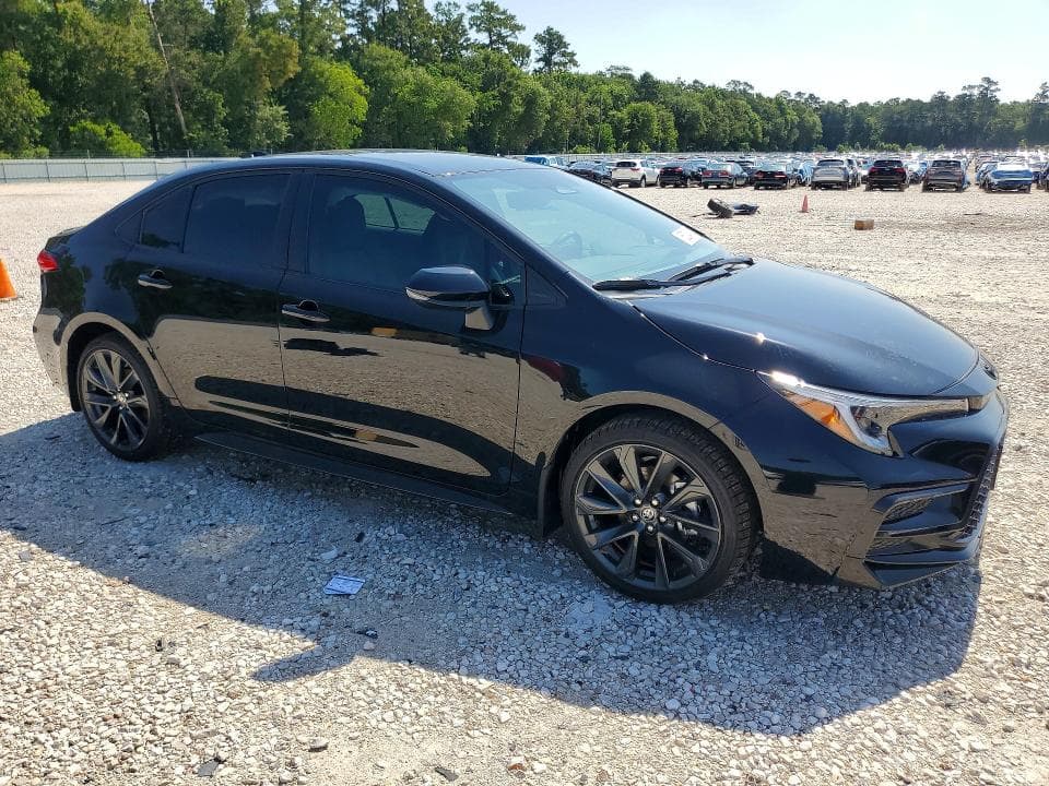 2026 TOYOTA COROLLA SE SE 4