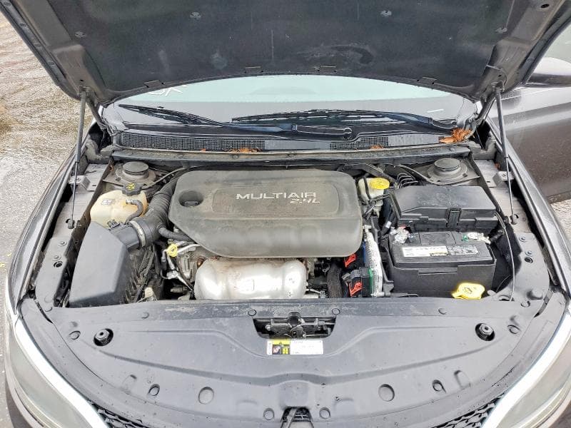 2016 CHRYSLER 200 LIMITED 11