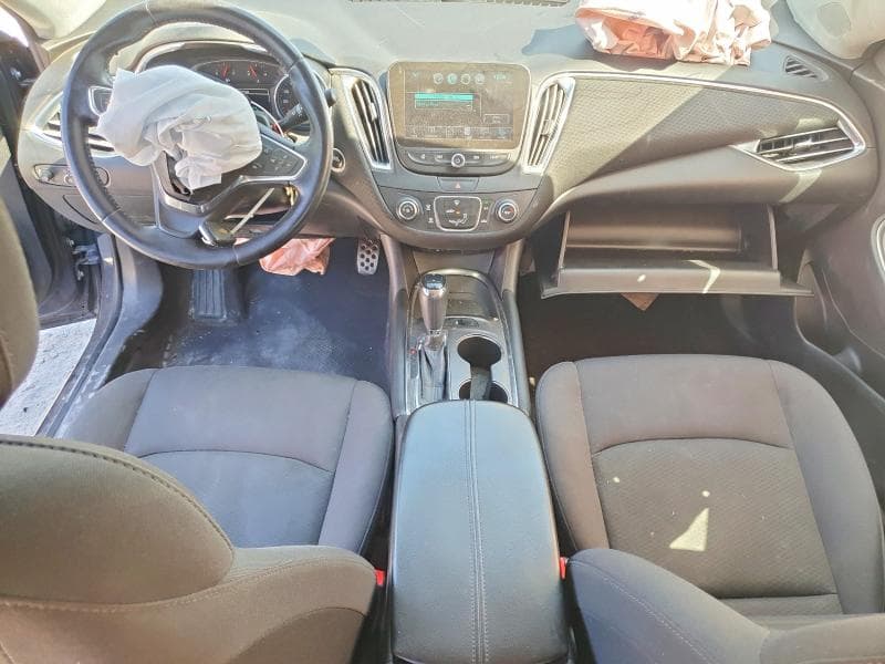 2017 CHEVROLET MALIBU LT 8