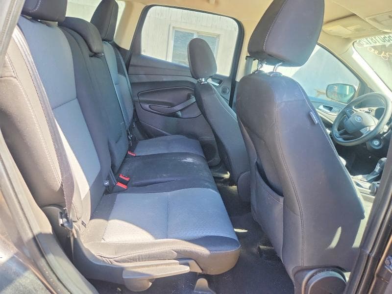 2017 FORD ESCAPE SE 11