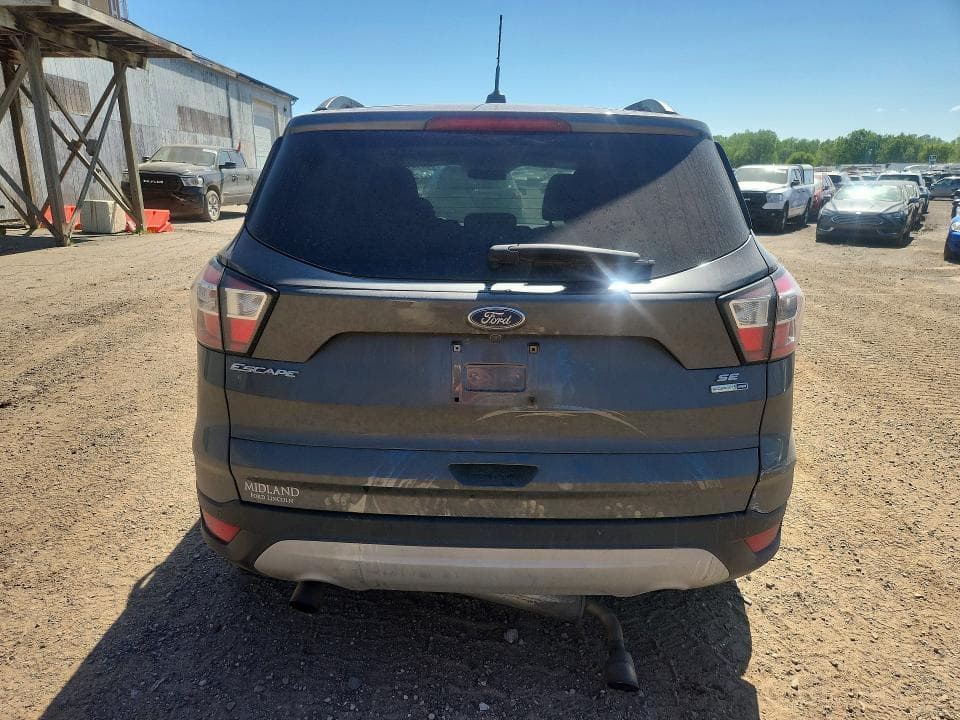 2017 FORD ESCAPE SE 6