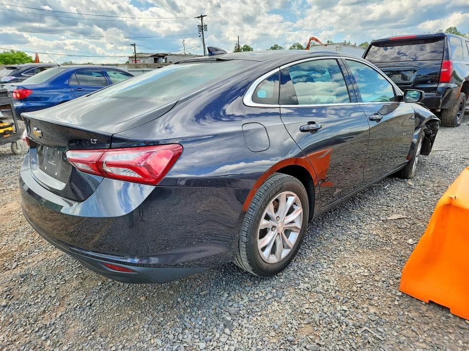 2022 CHEVROLET MALIBU LT 3