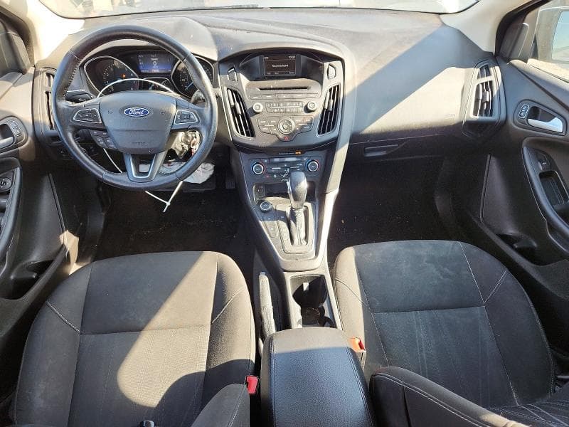 2017 FORD FOCUS SE 8