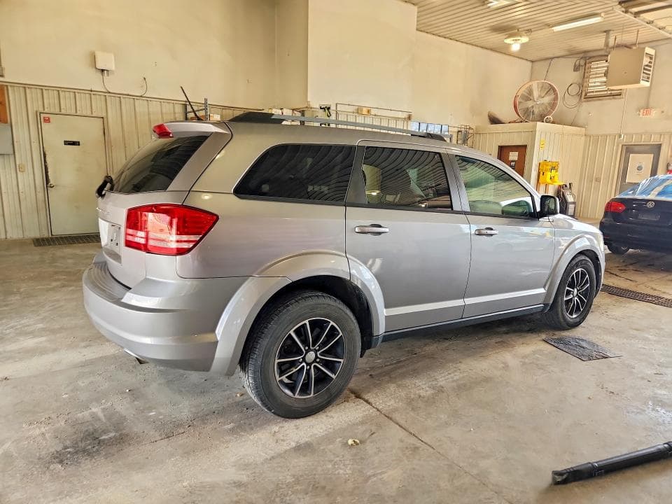 2017 DODGE JOURNEY SE 3