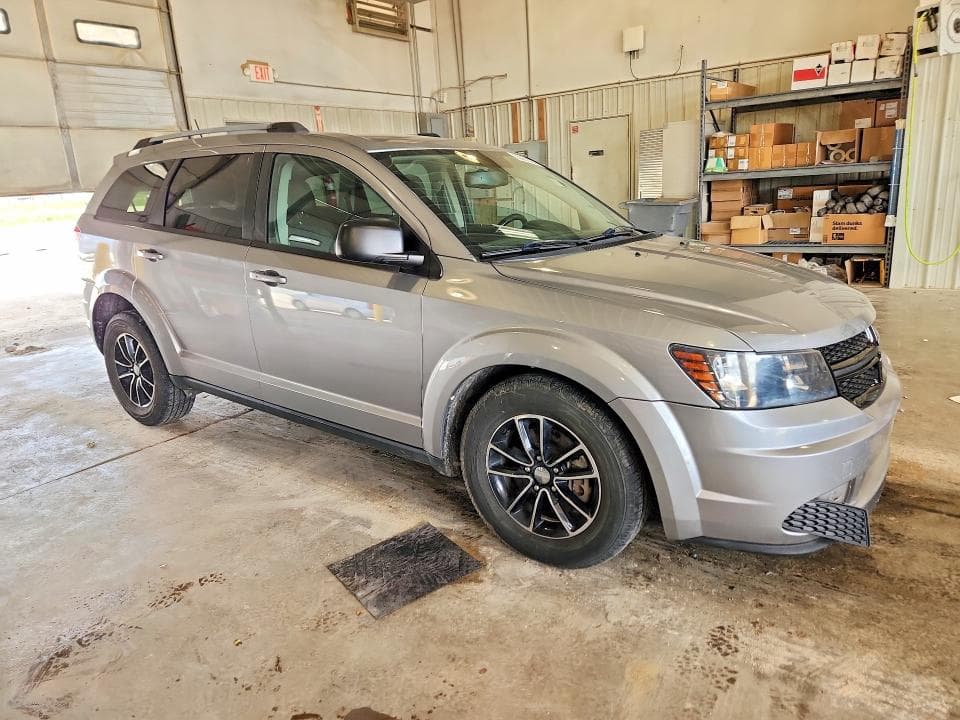 2017 DODGE JOURNEY SE 4