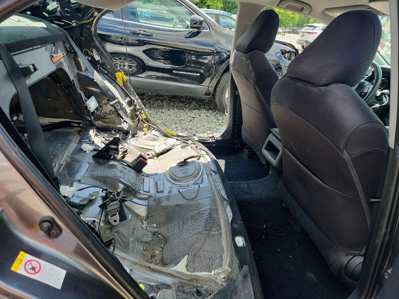 2018 TOYOTA CAMRY LE LE 10