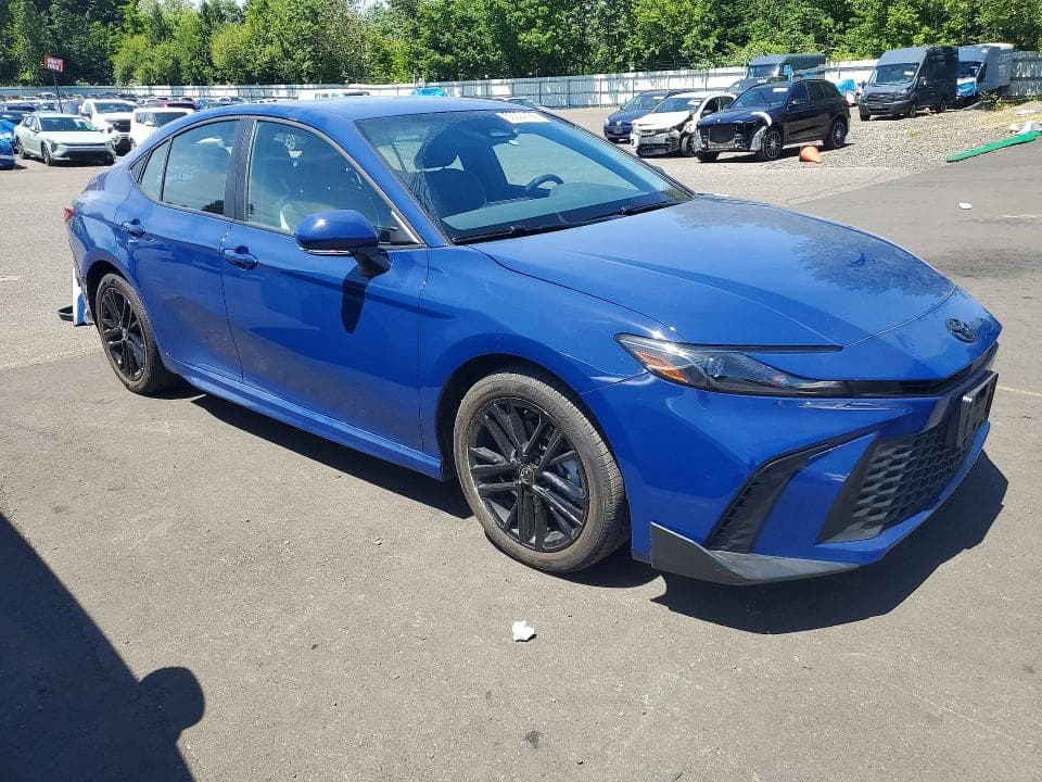 2025 TOYOTA CAMRY SE SE 4