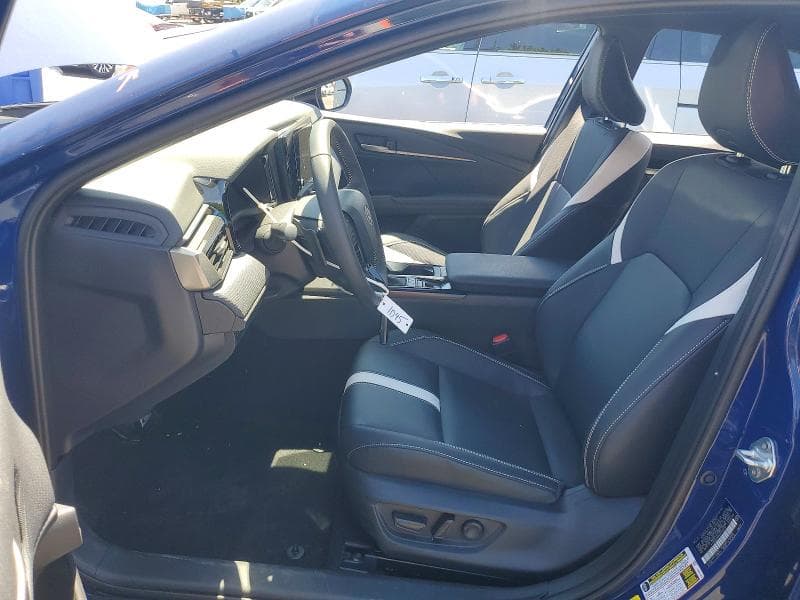 2025 TOYOTA CAMRY SE SE 7