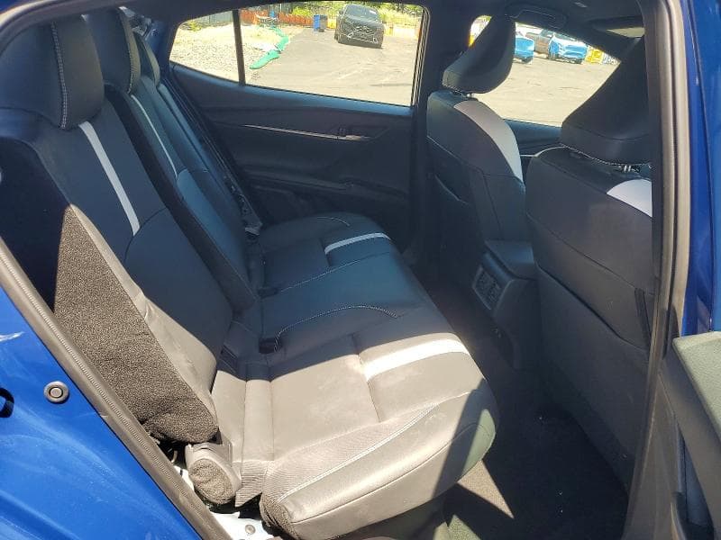 2025 TOYOTA CAMRY SE SE 10