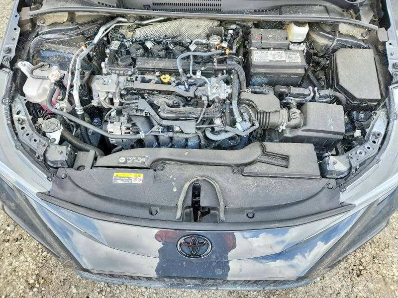 2025 TOYOTA COROLLA SE SE 12