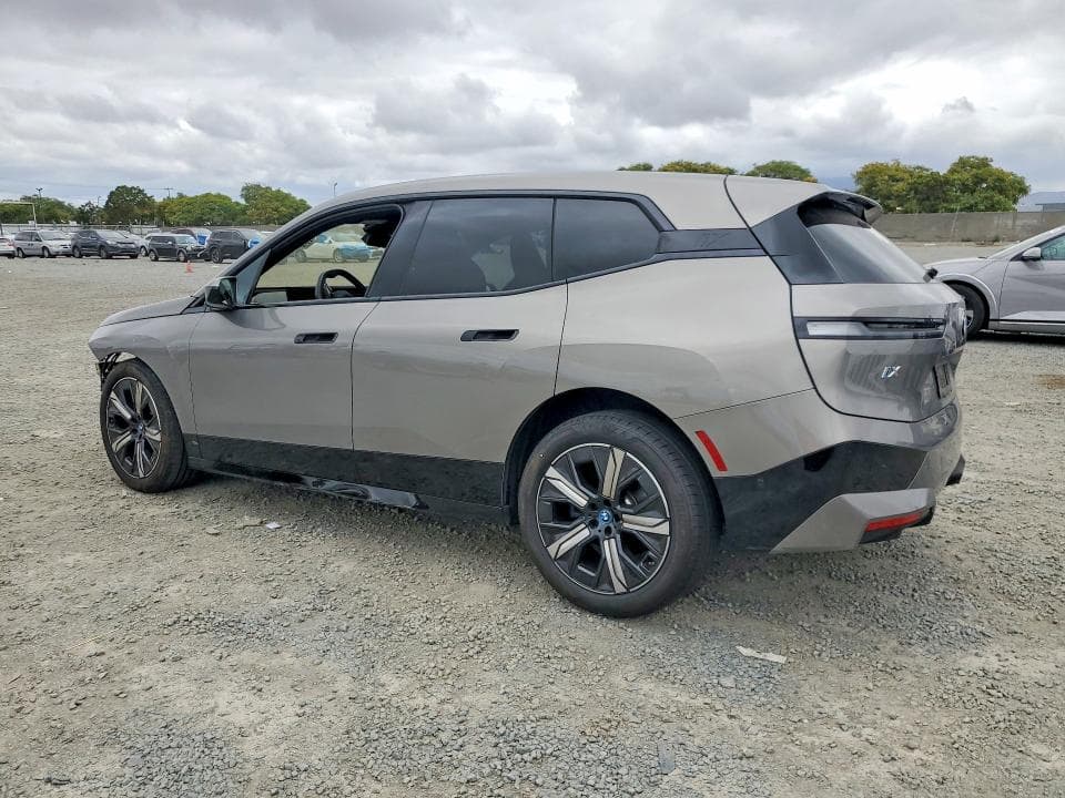 2025 BMW IX XDRIVE50 2