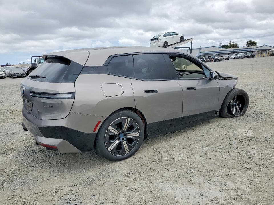 2025 BMW IX XDRIVE50 3