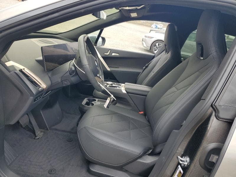 2025 BMW IX XDRIVE50 7