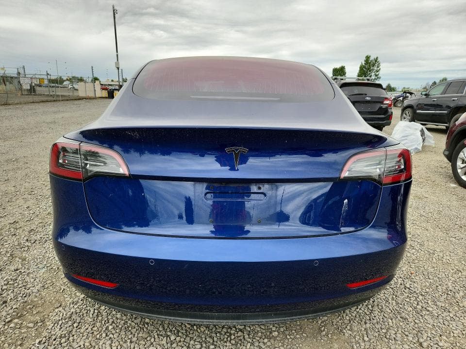2018 TESLA MODEL 3 6