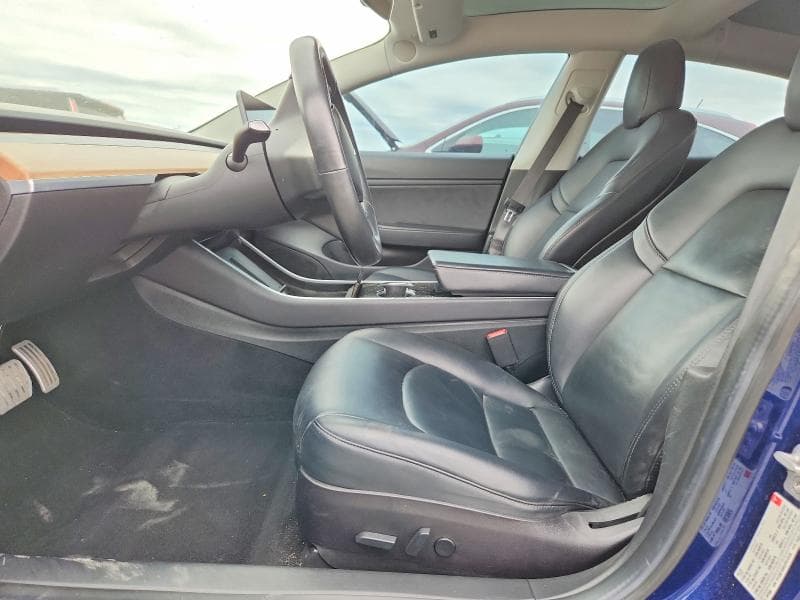 2018 TESLA MODEL 3 7