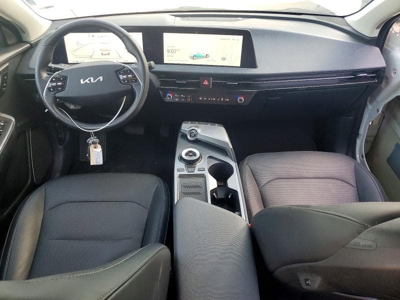 2024 KIA EV6 WIND 8