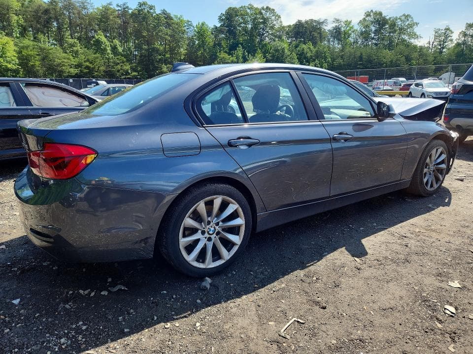2018 BMW 320 XI 3