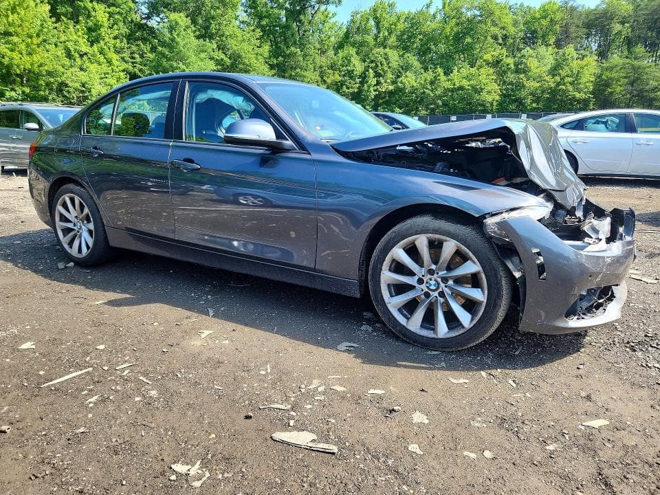 2018 BMW 320 XI 4