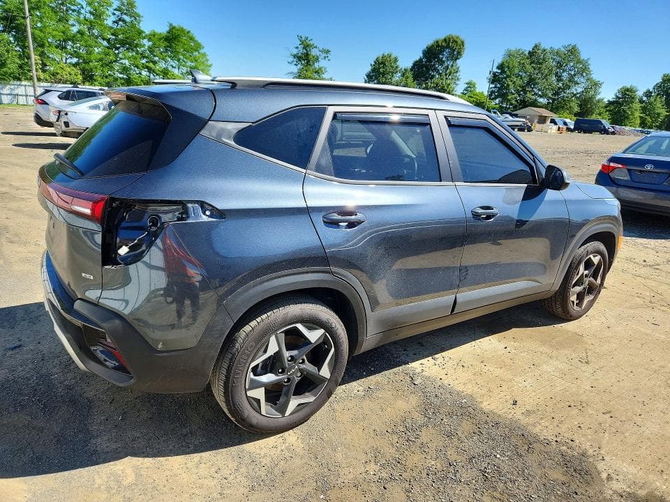 2025 KIA SELTOS S 3