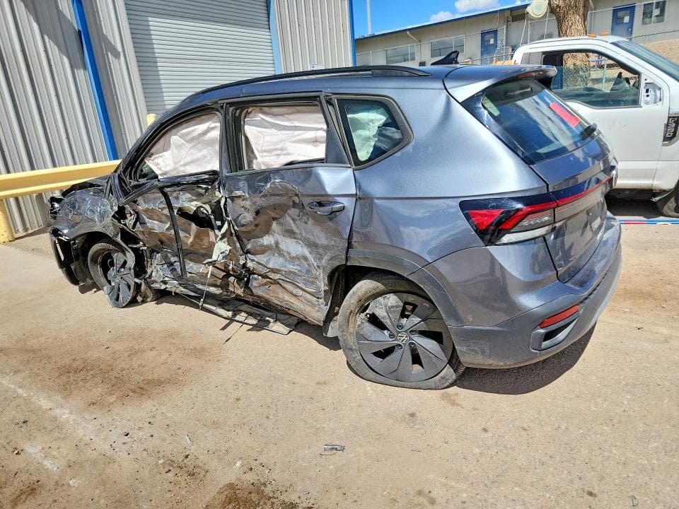 2025 VOLKSWAGEN TAOS S 2