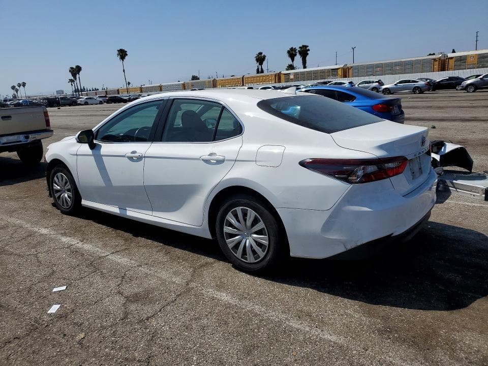 2024 TOYOTA CAMRY LE 2
