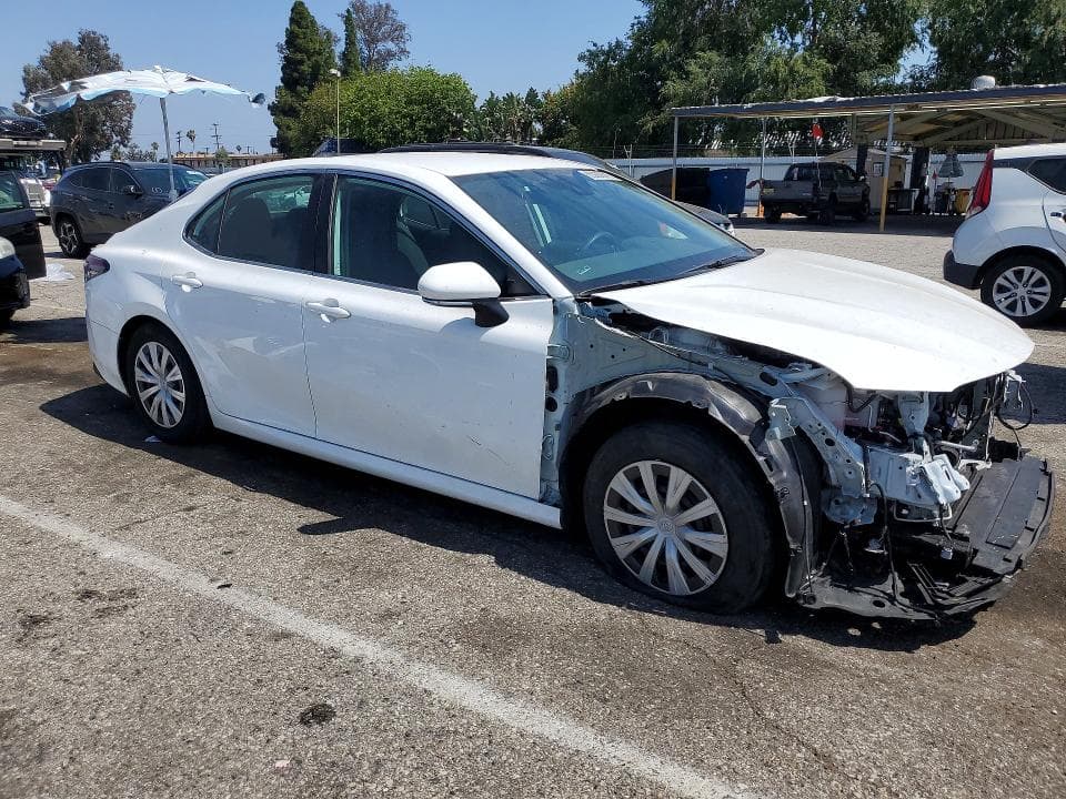 2024 TOYOTA CAMRY LE 4