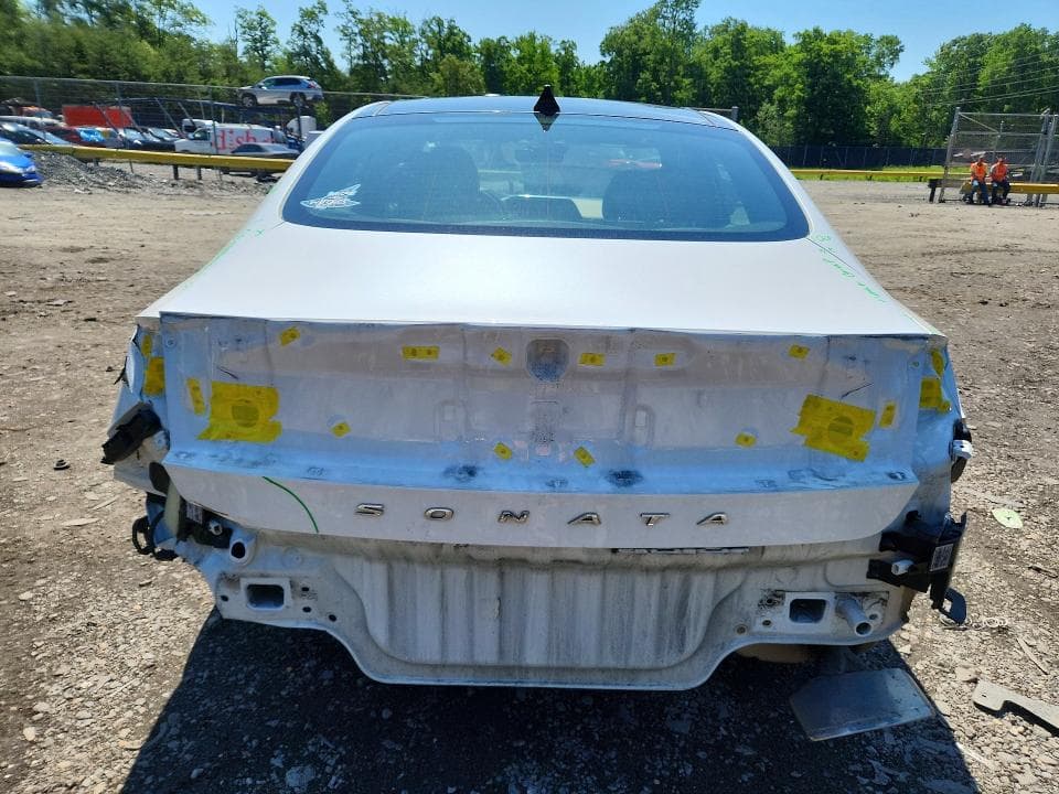 2021 HYUNDAI SONATA LIMITED 6