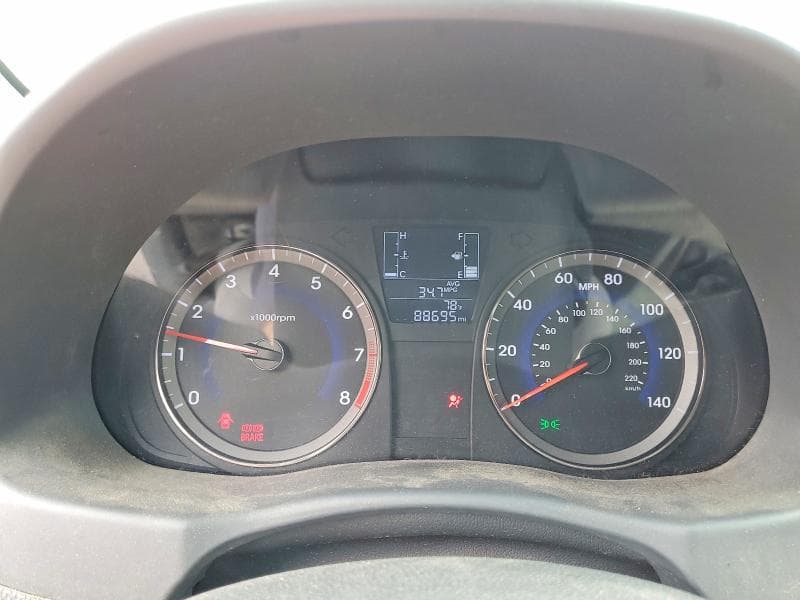 2017 HYUNDAI ACCENT SE 9