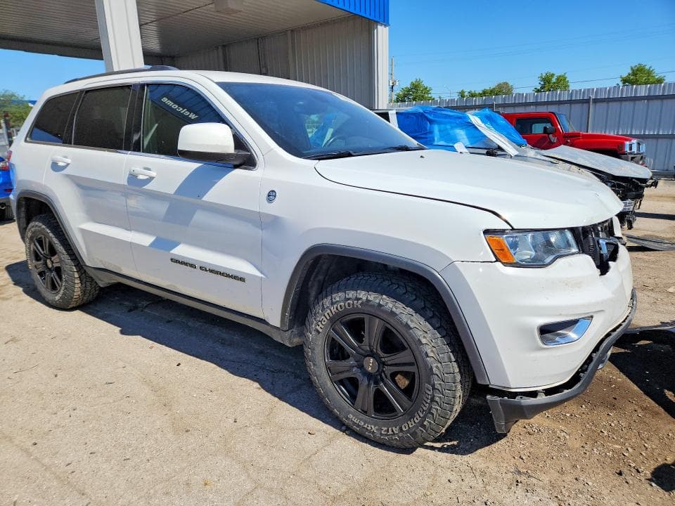 2017 JEEP GRAND CHEROKEE LAREDO 4