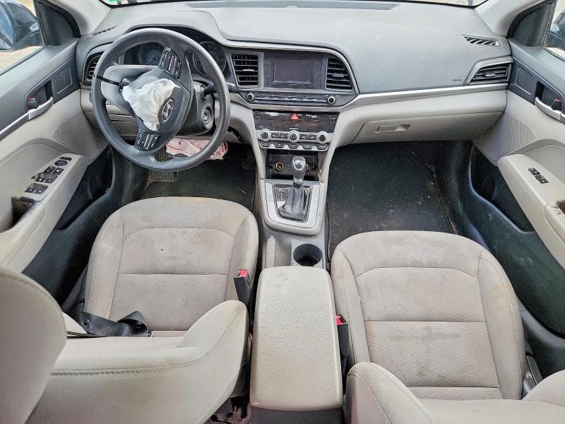 2020 HYUNDAI ELANTRA SE 8