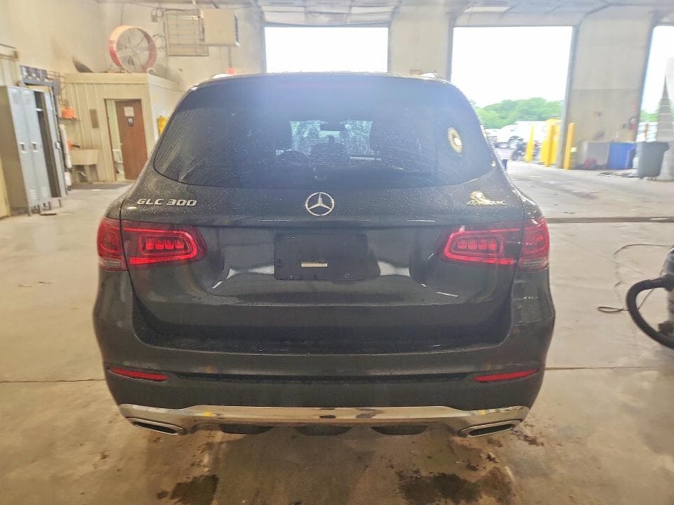 2020 MERCEDES-BENZ GLC 300 6