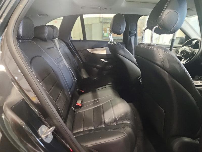 2020 MERCEDES-BENZ GLC 300 10