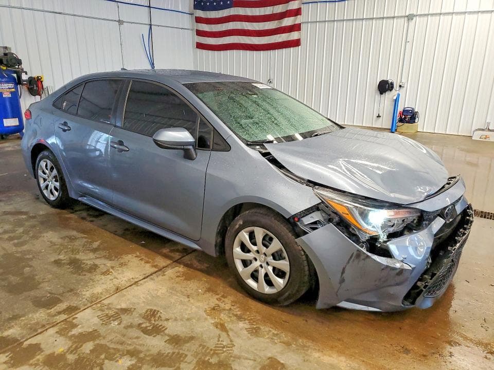 2022 TOYOTA COROLLA LE 4