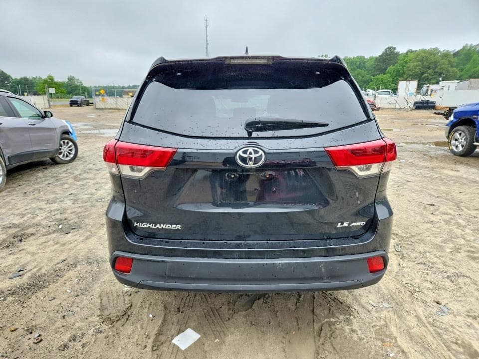 2019 TOYOTA HIGHLANDER LE PLUS LE PLUS 6