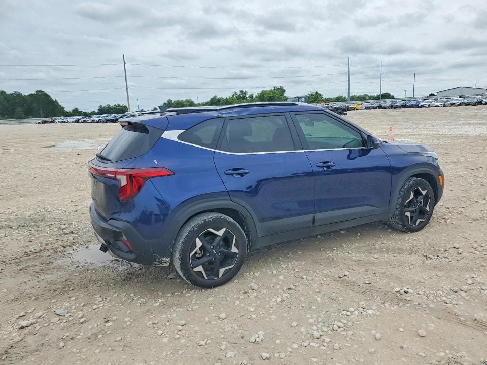 2024 KIA SELTOS EX 3