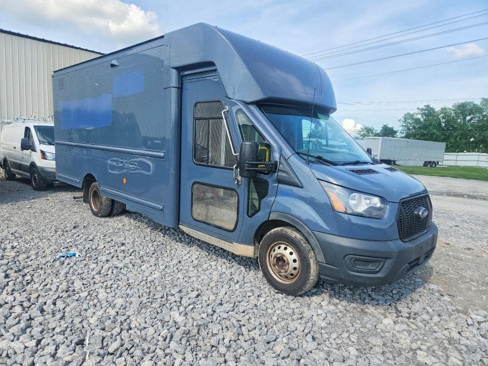 2021 FORD TRANSIT DELIVERY TRUCK 4