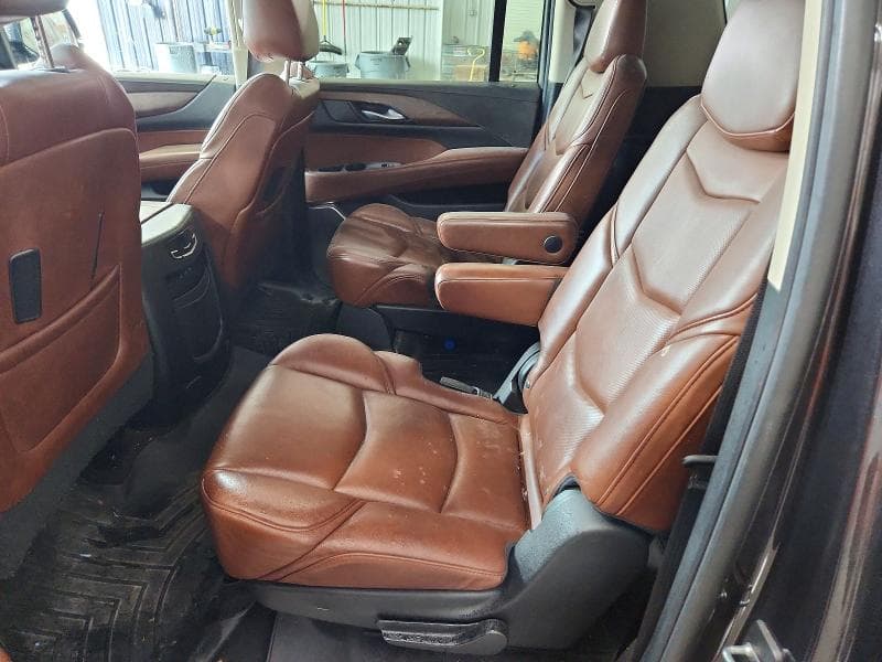 2018 CADILLAC ESCALADE ESV LUXURY 11