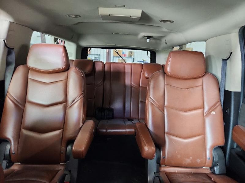 2018 CADILLAC ESCALADE ESV LUXURY 10