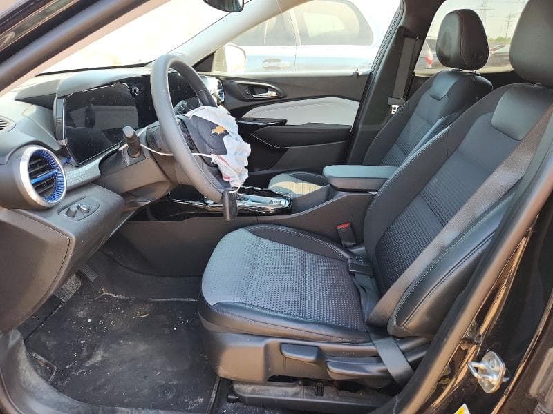 2025 CHEVROLET TRAX 1LT 7