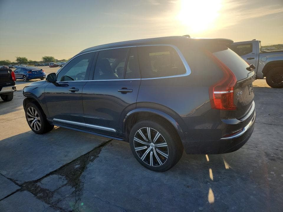 2023 VOLVO XC90 PLUS 3