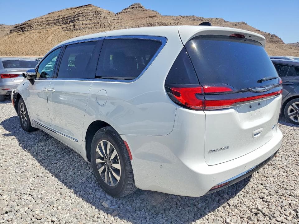 2023 CHRYSLER PACIFICA HYBRID PINNACLE 3