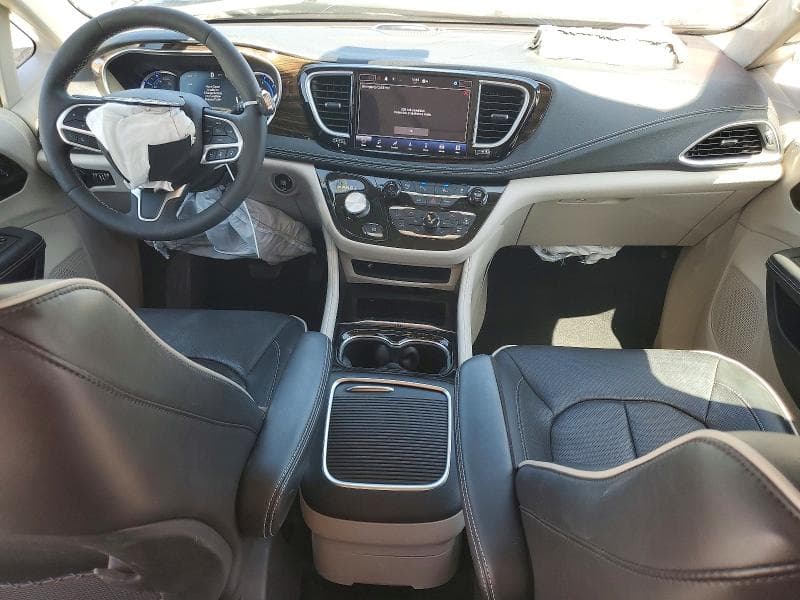 2023 CHRYSLER PACIFICA HYBRID PINNACLE 9