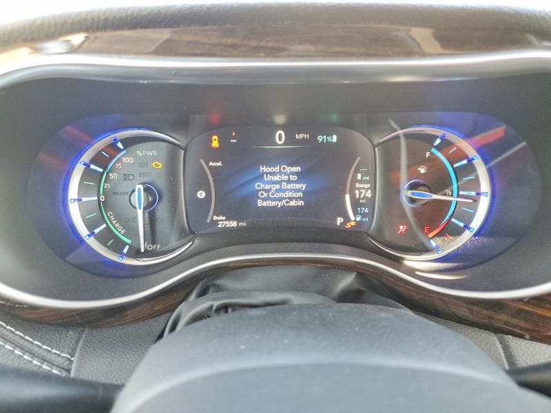 2023 CHRYSLER PACIFICA HYBRID PINNACLE 10