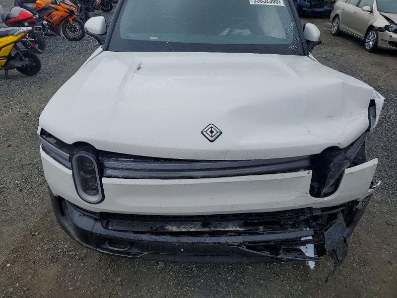 2026 RIVIAN R1S PREMIUM 12
