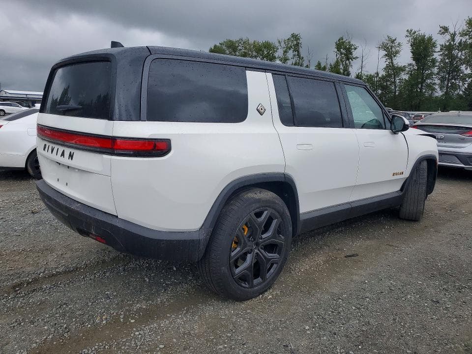2026 RIVIAN R1S PREMIUM 3