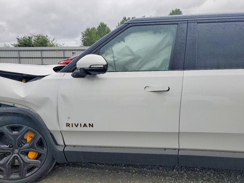 2026 RIVIAN R1S PREMIUM 7