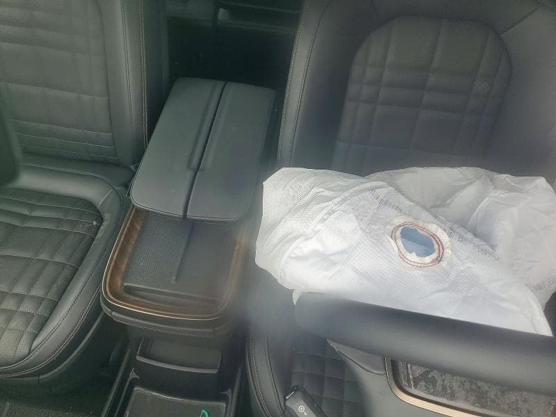 2026 RIVIAN R1S PREMIUM 10