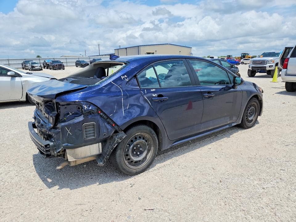 2022 TOYOTA COROLLA LE LE 3