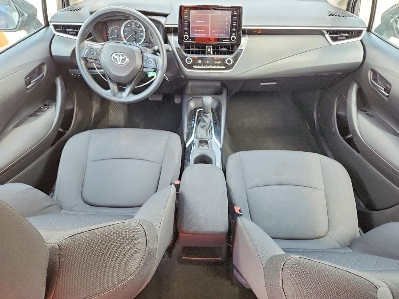 2022 TOYOTA COROLLA LE LE 8